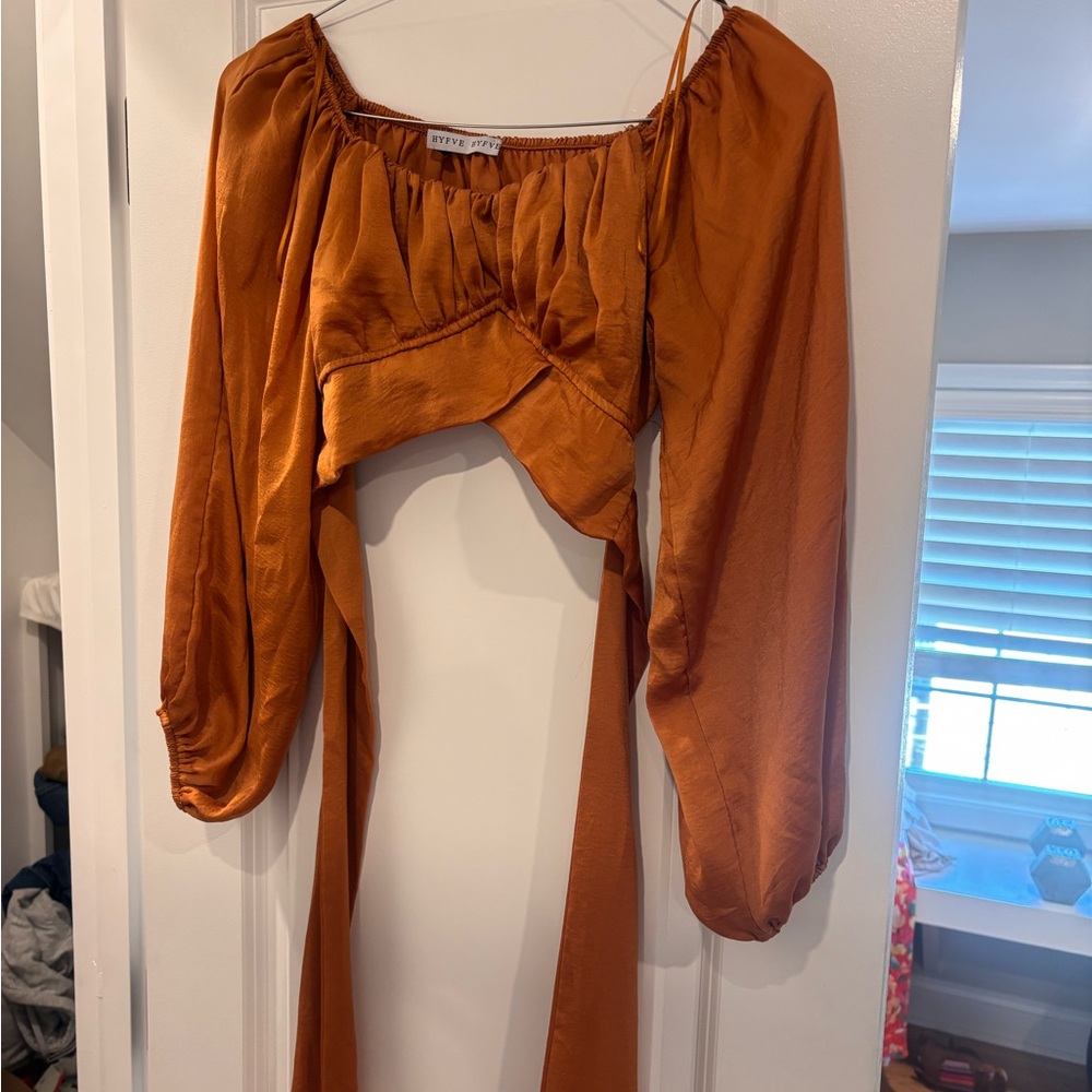 Cropped burnt orange top